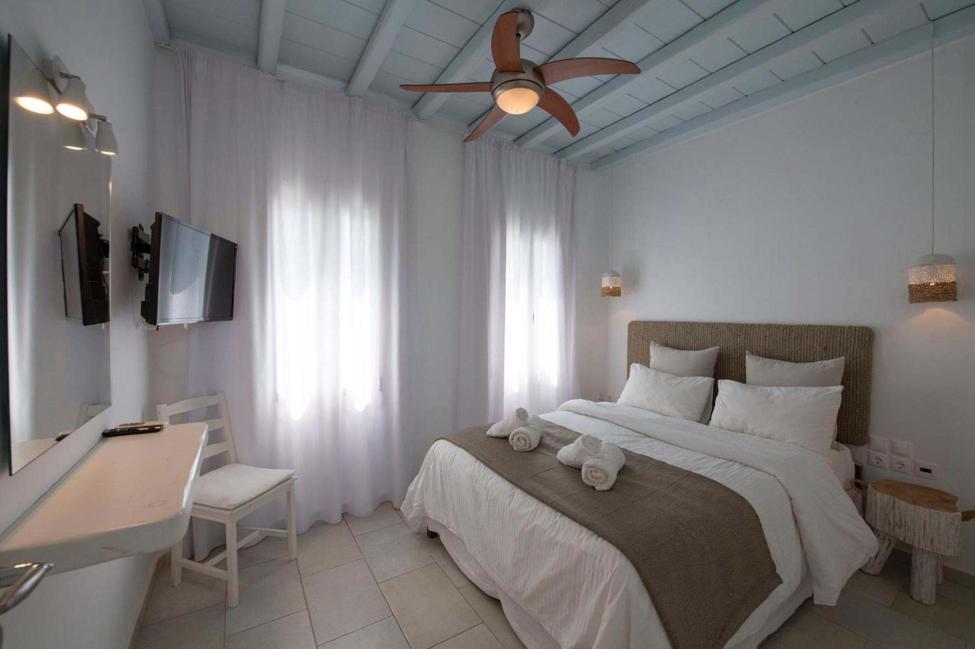 Tatiana Villa & Apartments Klouvas Extérieur photo