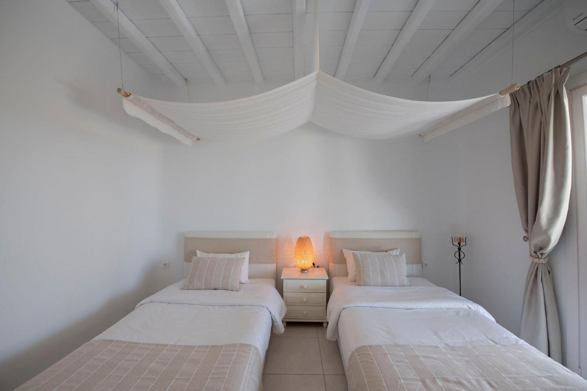 Tatiana Villa & Apartments Klouvas Extérieur photo