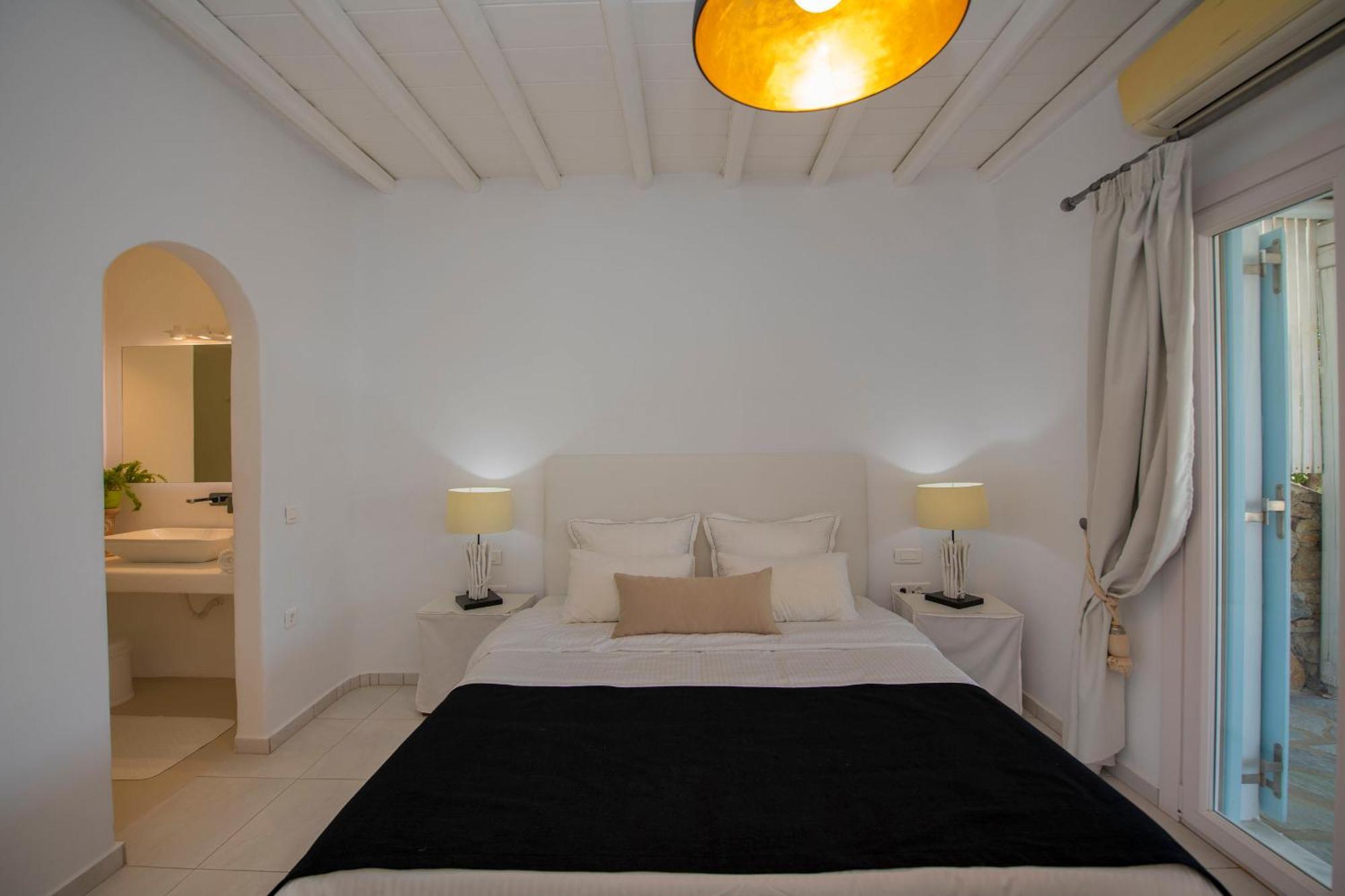 Tatiana Villa & Apartments Klouvas Extérieur photo