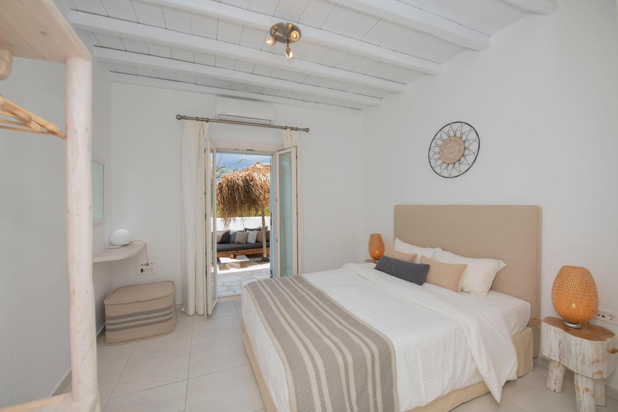 Tatiana Villa & Apartments Klouvas Extérieur photo